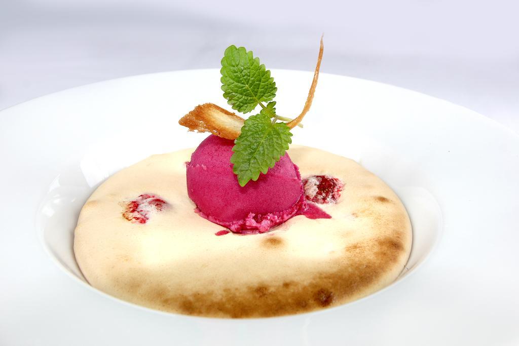 Tristan Hotel & Spa Kąty Rybackie المظهر الخارجي الصورة